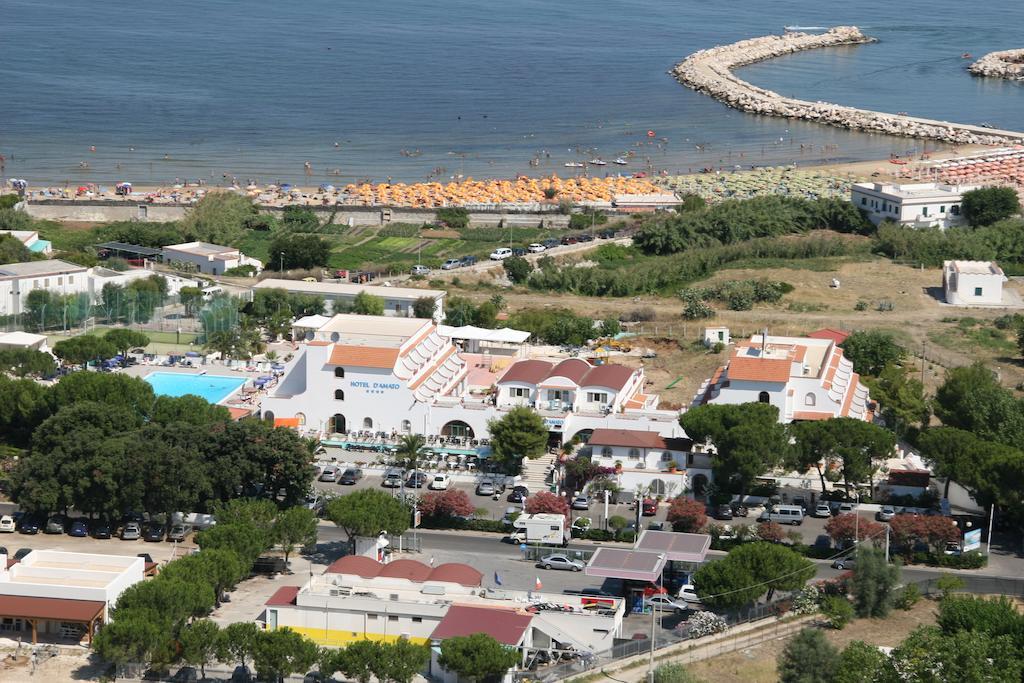Hotel D'Amato Пешичи Екстериор снимка