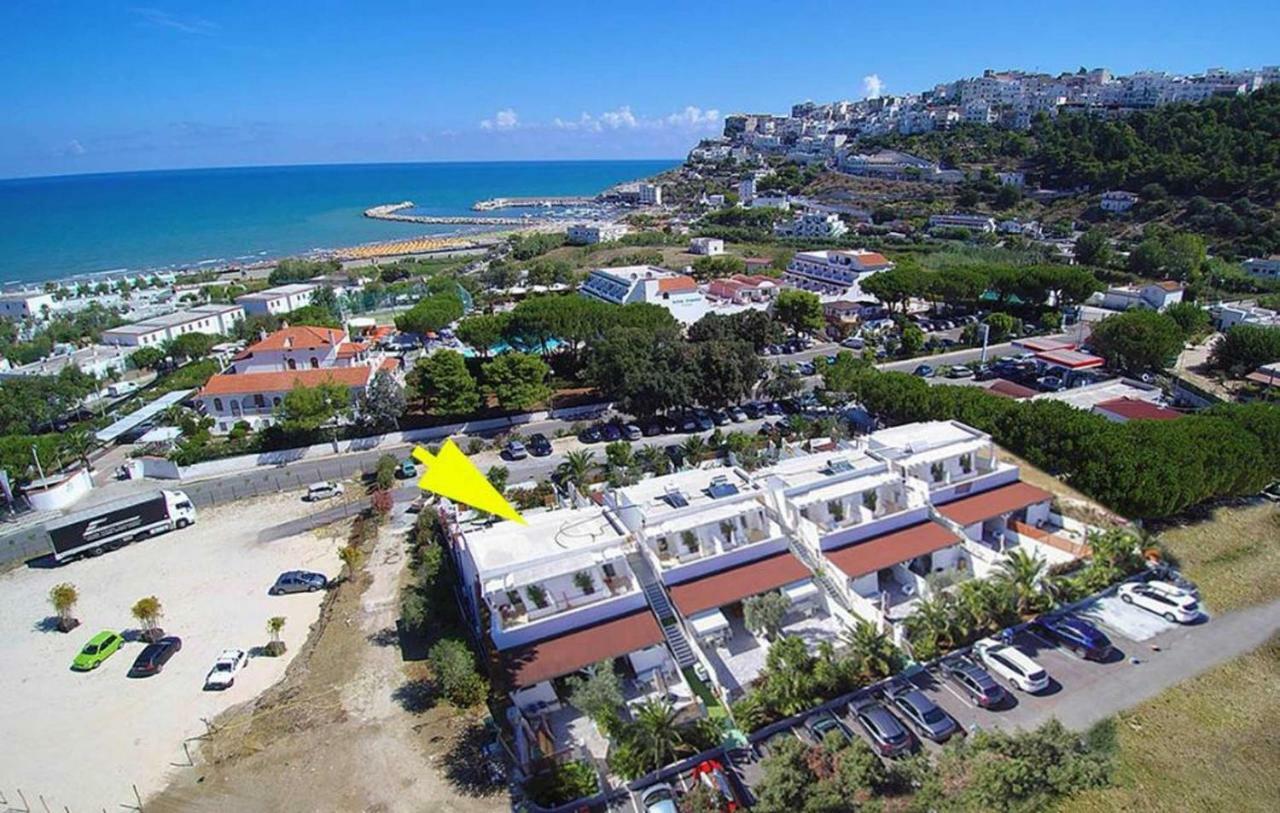 Hotel D'Amato Пешичи Екстериор снимка
